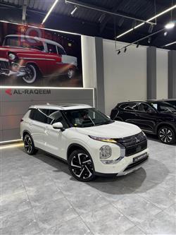 ميتسوبيشي اوتلاندر